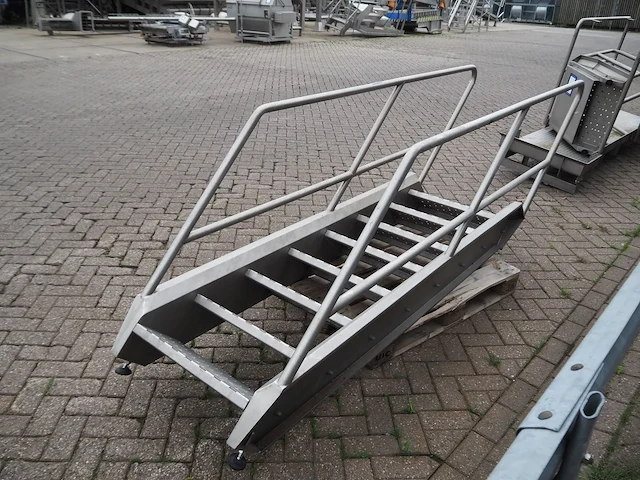 Nn stairs - afbeelding 3 van  3