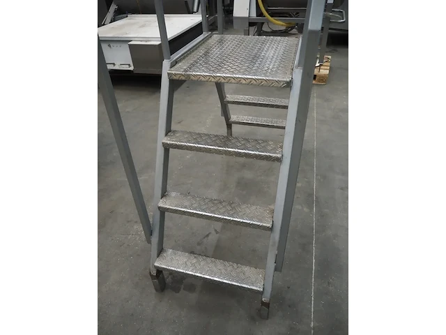 Nn stairs - afbeelding 6 van  8