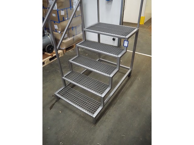 Nn steps - afbeelding 3 van  3