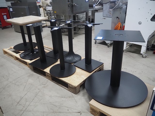 Nn table stands - afbeelding 1 van  9