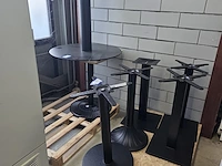 Nn table stands