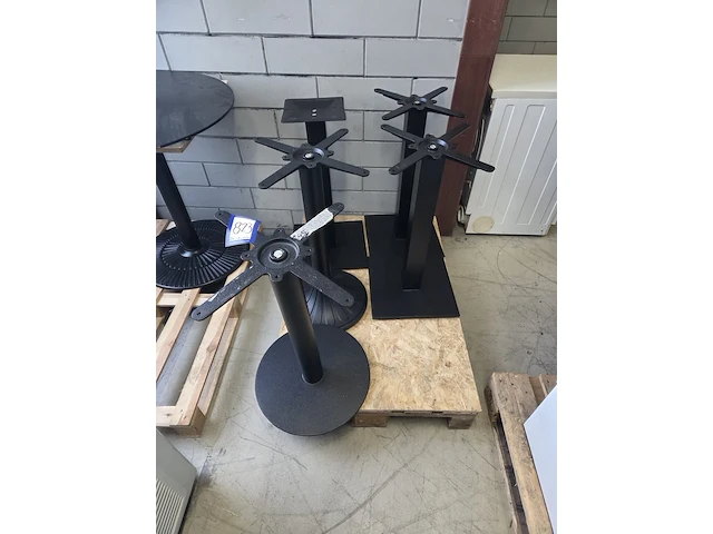 Nn table stands - afbeelding 2 van  3
