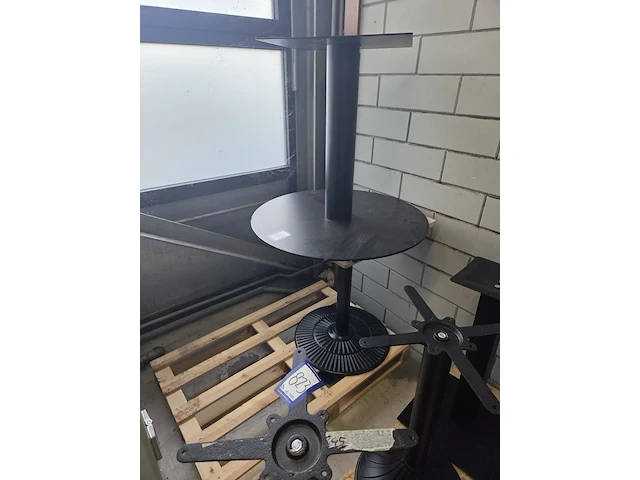 Nn table stands - afbeelding 3 van  3