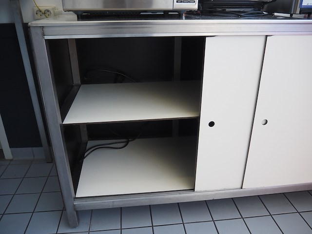 Nn table with cabinet - afbeelding 3 van  4