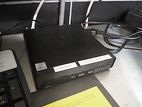 Nn table with computer - afbeelding 5 van  5