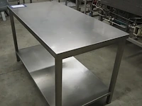 Nn table with computer - afbeelding 2 van  6