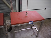 Nn table with kebab skewer - afbeelding 3 van  6