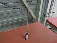 Nn table with kebab skewer - afbeelding 4 van  6