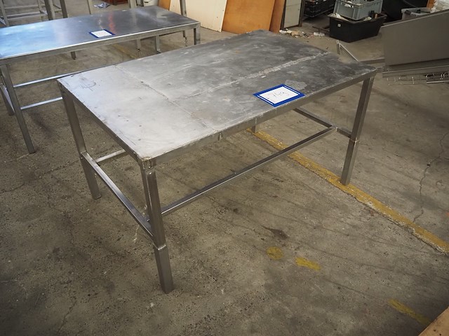 Nn table - afbeelding 2 van  2