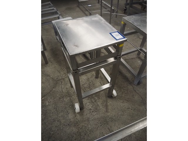 Nn table - afbeelding 2 van  2