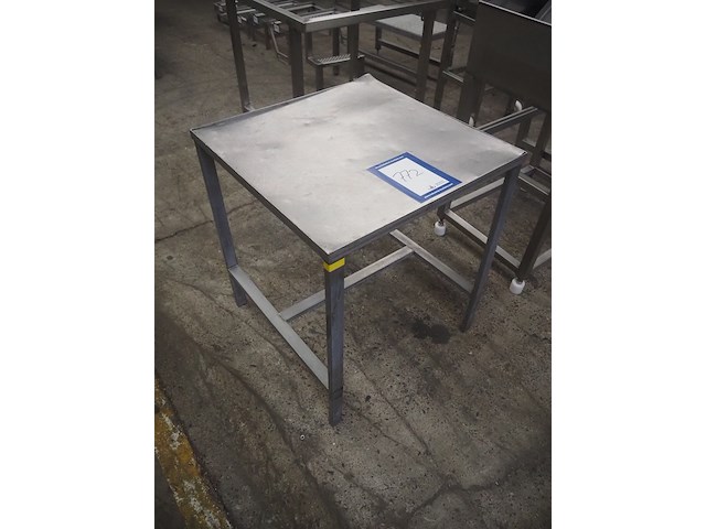 Nn table - afbeelding 1 van  2