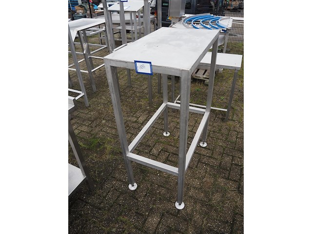 Nn table - afbeelding 1 van  2
