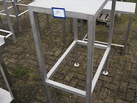 Nn table - afbeelding 1 van  2