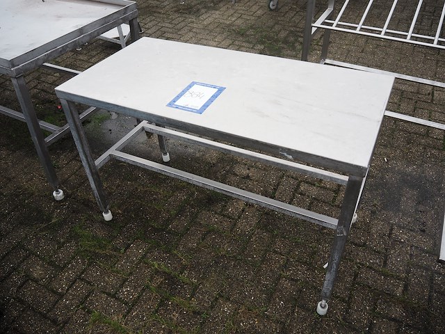 Nn table - afbeelding 1 van  2