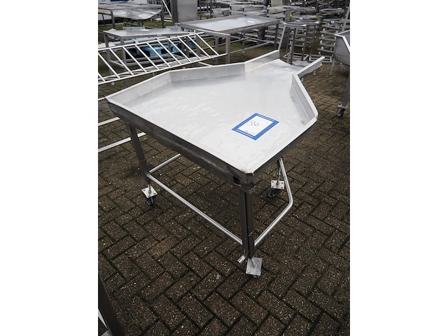 Nn table - afbeelding 2 van  4