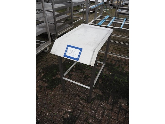 Nn table - afbeelding 1 van  2