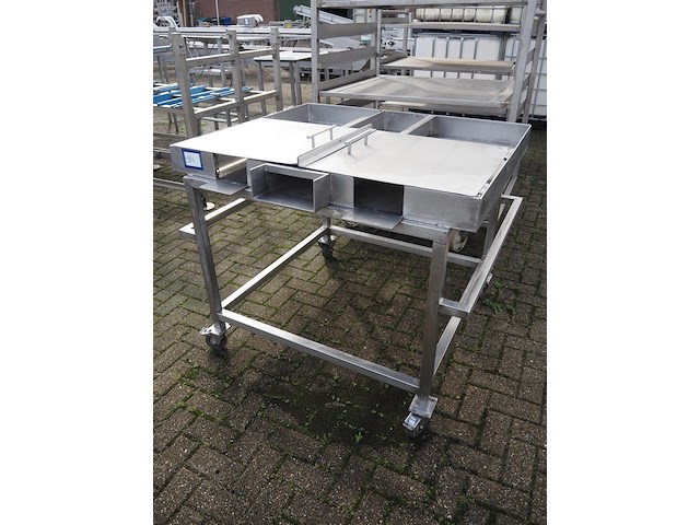 Nn table - afbeelding 2 van  4