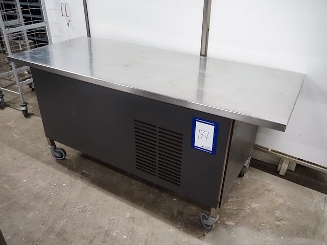 Nn table - afbeelding 1 van  4