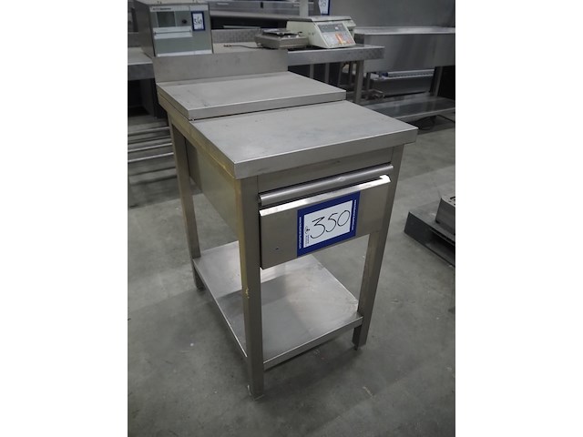 Nn table - afbeelding 1 van  6