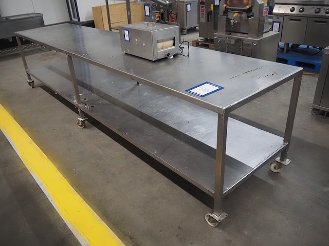 Nn table - afbeelding 1 van  4