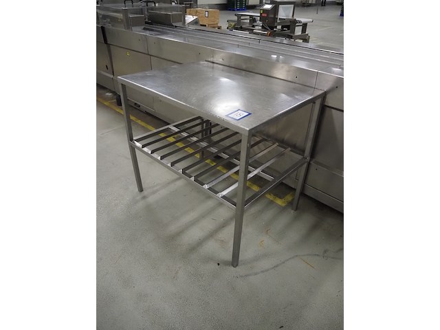 Nn table - afbeelding 1 van  4