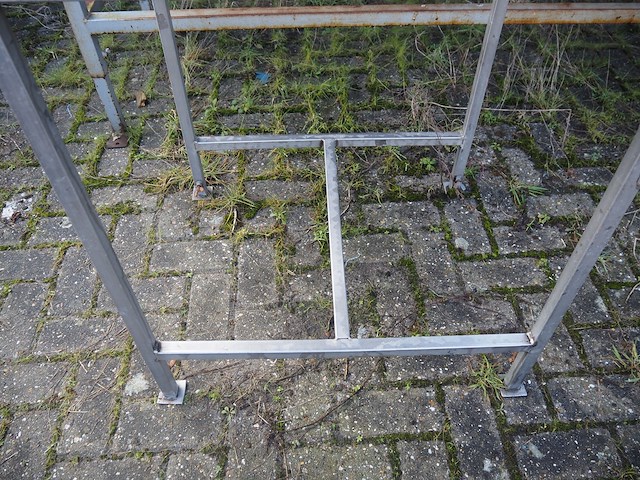 Nn table - afbeelding 4 van  4