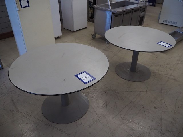 Nn table - afbeelding 2 van  4