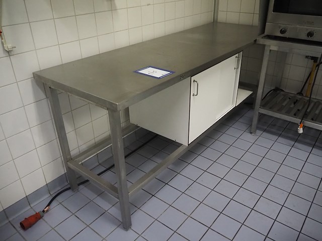 Nn table - afbeelding 1 van  4