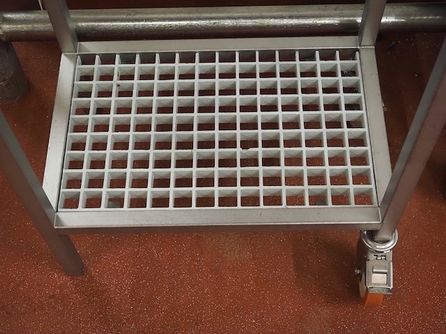 Nn table - afbeelding 3 van  4