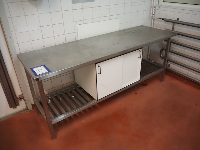 Nn table - afbeelding 1 van  4