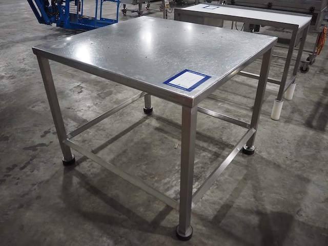 Nn table - afbeelding 1 van  4