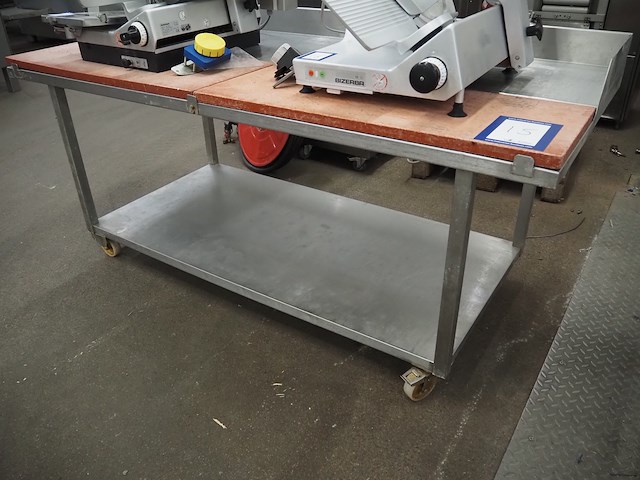 Nn table - afbeelding 1 van  5