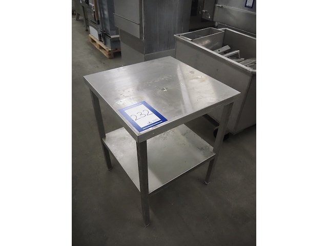 Nn table - afbeelding 1 van  6