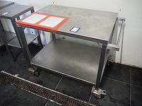 Nn table - afbeelding 1 van  4