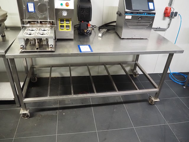 Nn table - afbeelding 3 van  3
