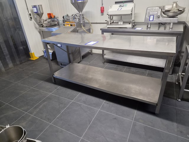 Nn table - afbeelding 2 van  4