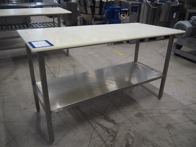Nn table - afbeelding 1 van  4