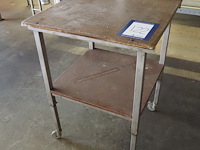 Nn table - afbeelding 1 van  6