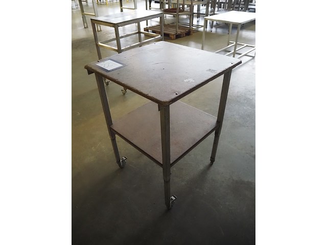 Nn table - afbeelding 4 van  6