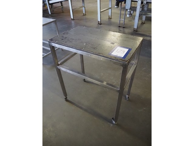 Nn table - afbeelding 1 van  5