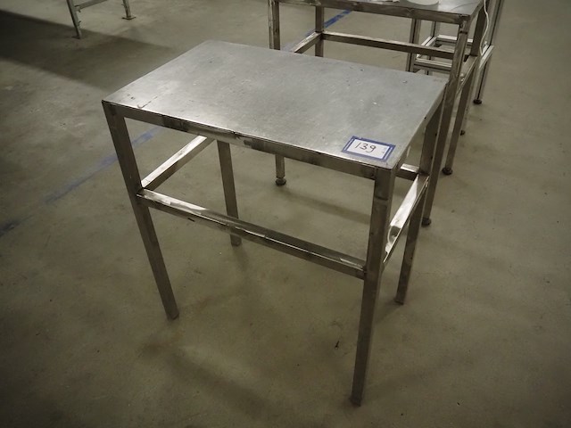 Nn table - afbeelding 1 van  5