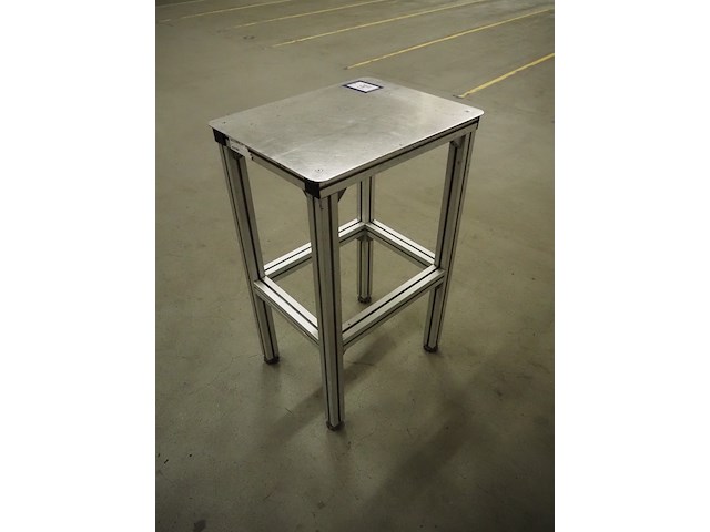 Nn table - afbeelding 3 van  5