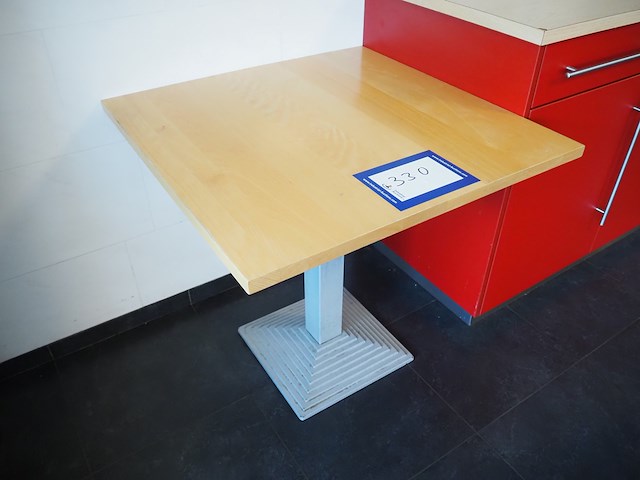 Nn table - afbeelding 1 van  2