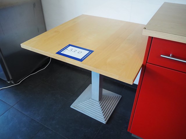 Nn table - afbeelding 2 van  2