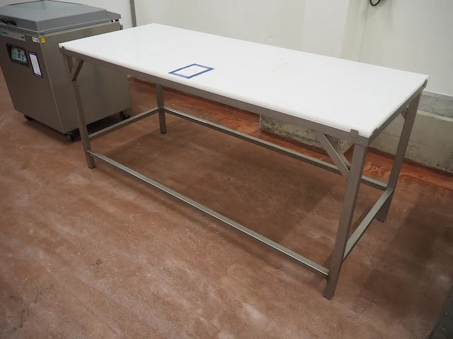 Nn table - afbeelding 2 van  4