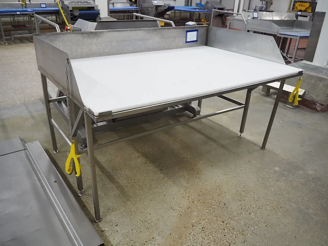 Nn table - afbeelding 1 van  5