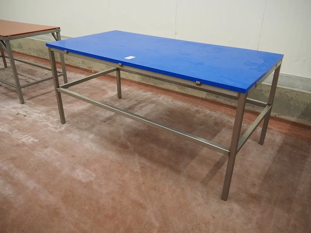 Nn table - afbeelding 2 van  4