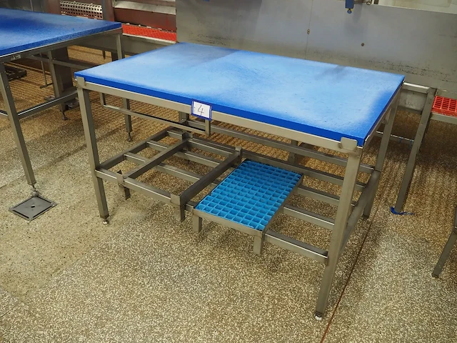 Nn table - afbeelding 2 van  5