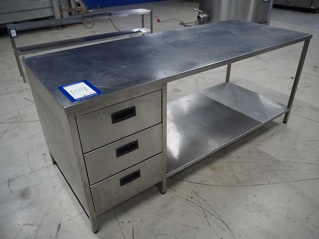 Nn table - afbeelding 1 van  8