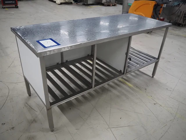 Nn table - afbeelding 1 van  6